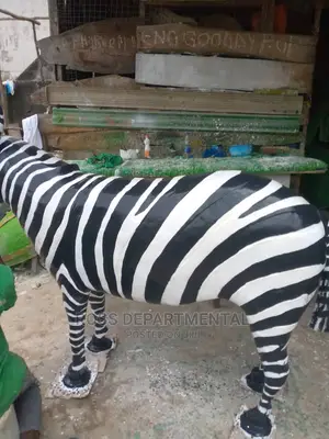 Photo - Zebra Sculpture