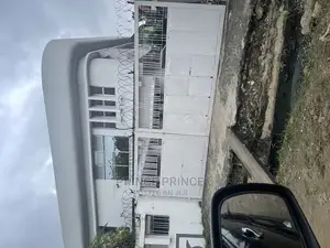 5bdrm Duplex in Surulere for sale