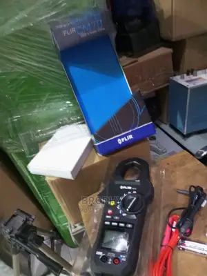 Flir CM78 1000A AC DC Power Clamp Meter
