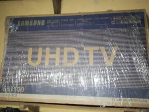 LED 55inches Samsung Uhd TV Connect Share Movie