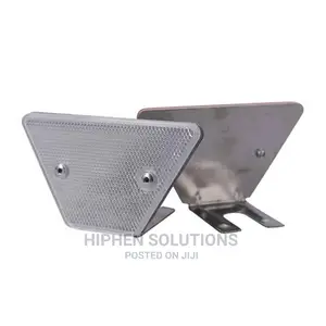 HIPHEN Solutions Guardrail Reflector