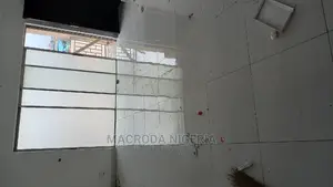 3bdrm Block of Flats in Adeniyi Jones for rent