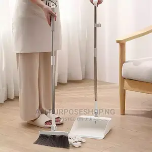 Brush and Foldable Dustpan/Broom With Handpan