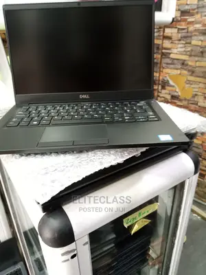 Laptop Dell Latitude 7390 8GB Intel Core I5 SSD 512GB