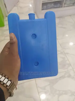 Reusable Warm or Ice Packs for Injuries