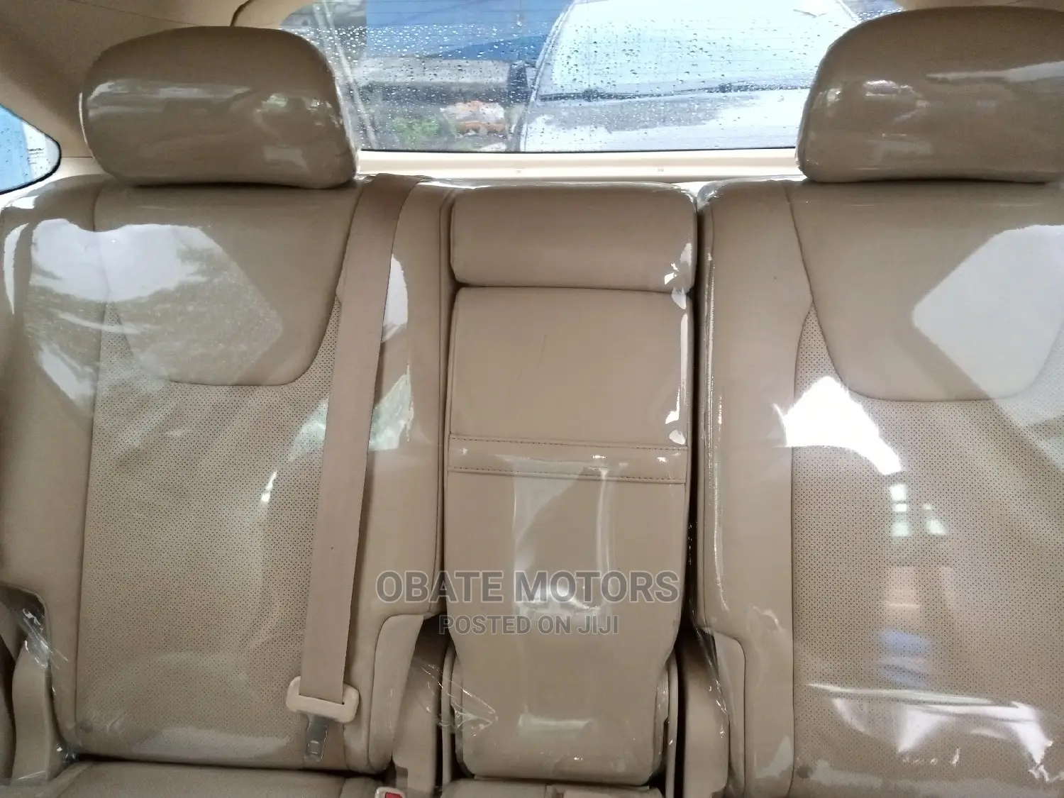 Lexus RX 350 2011 Gold
