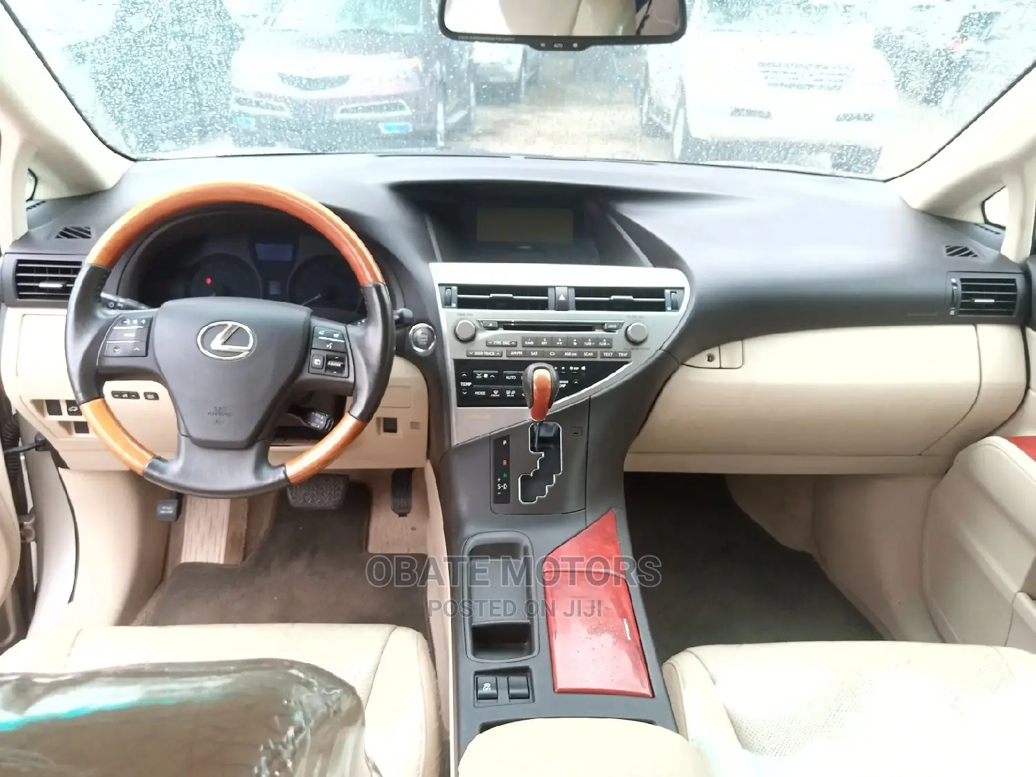 Lexus RX 350 2011 Gold