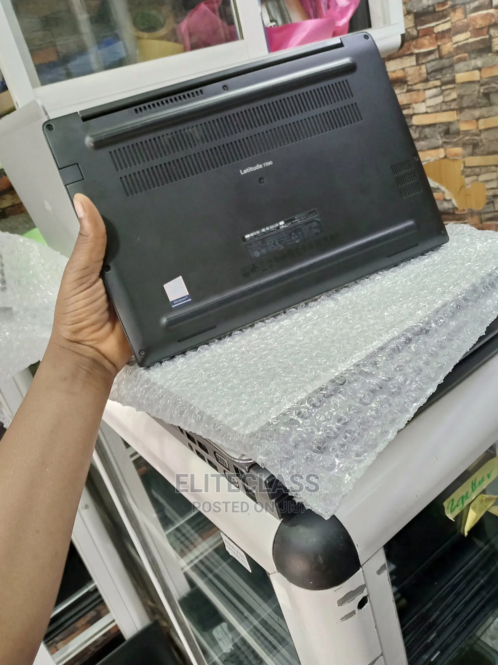 Laptop Dell Latitude 7390 8GB Intel Core I5 SSD 256GB