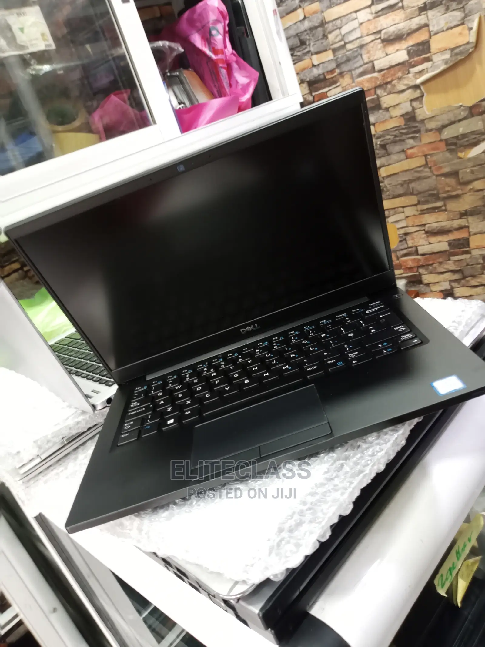 Laptop Dell Latitude 7390 8GB Intel Core I5 SSD 256GB