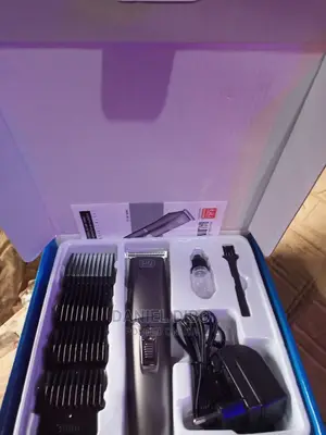 Kiki Balding Clipper