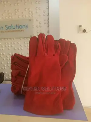 Superior Quality Chemical Resistance Gloves
