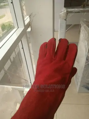 Powerful Chemical Resistance Gloves