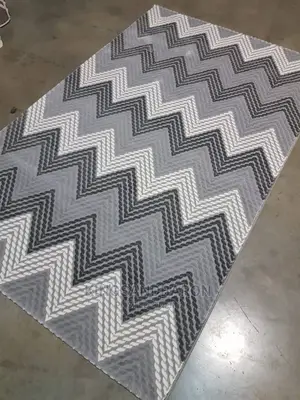 5x7fts Gray and Cream Turkey Center Rug