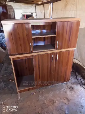 Standard 4ft Kitchen Cabinets Up and Down