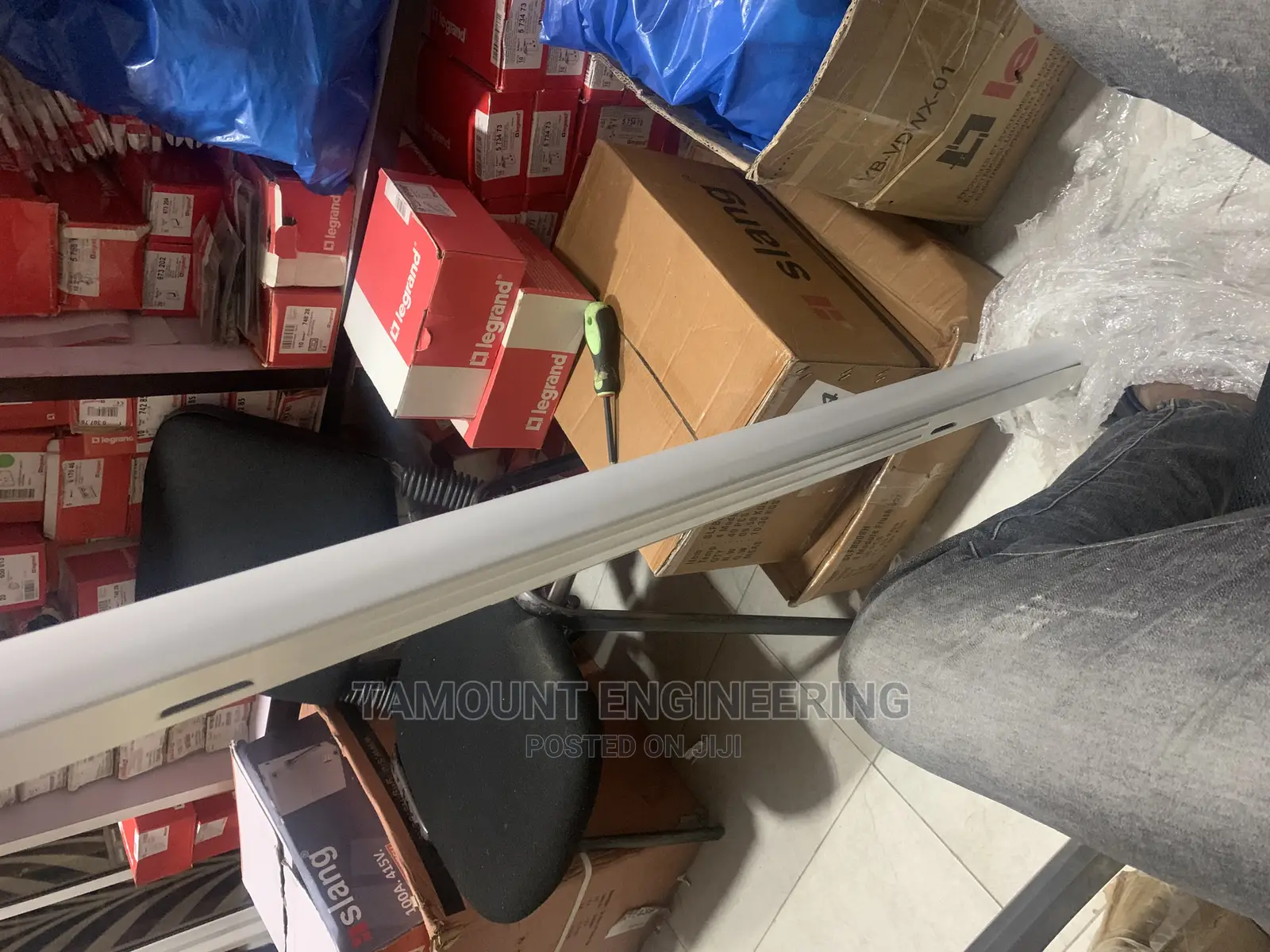 FLP Phillips Light