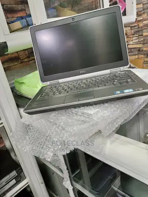 Laptop Dell Latitude E6330 4GB Intel Core I7 HDD 500GB