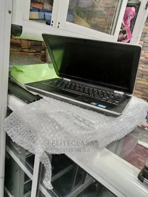 Laptop Dell Latitude E6330 4GB Intel Core I7 HDD 500GB