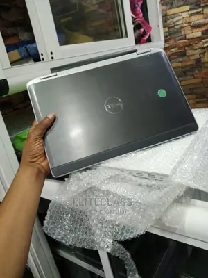 Laptop Dell Latitude E6330 4GB Intel Core I7 HDD 500GB