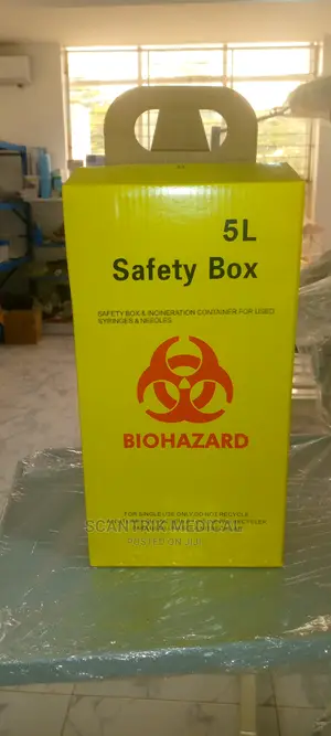 Portable Comfortable Biohazard Safety Box