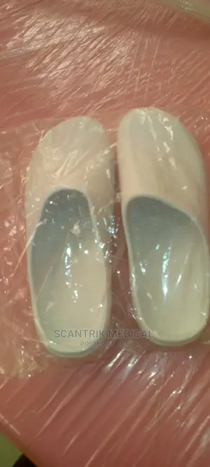 Nursing Shoes - Unisex Lightweight Clog