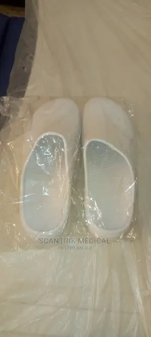 Portable Quality Medical Doctor Nursing Shoe Clogs