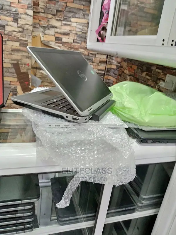 Laptop Dell Latitude E6330 4GB Intel Core I7 HDD 500GB