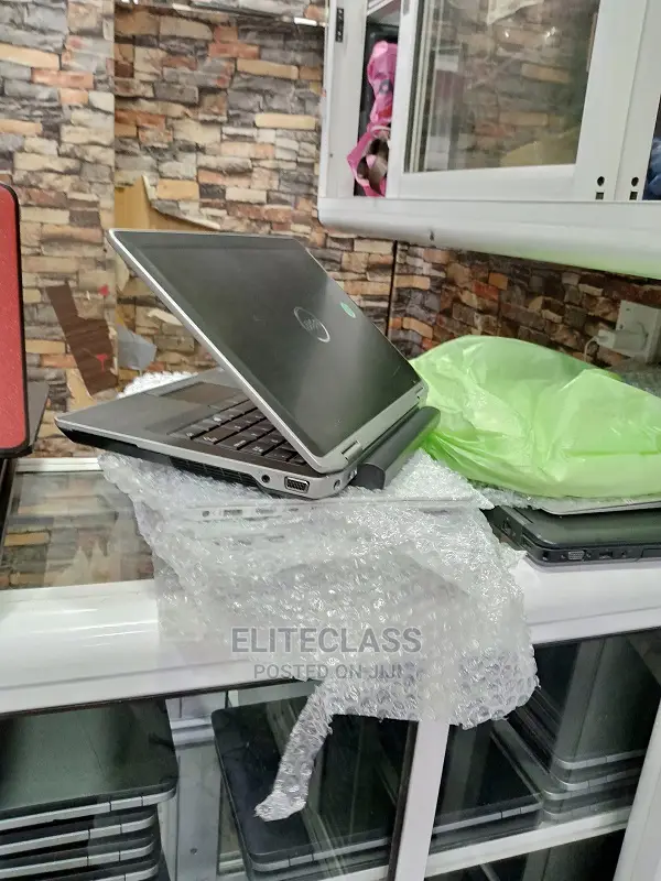 Laptop Dell Latitude E6330 4GB Intel Core I7 HDD 500GB