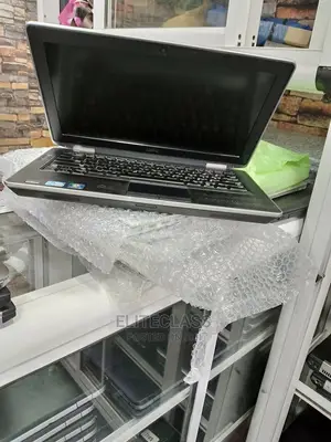 Laptop Dell Latitude E6330 4GB Intel Core I7 HDD 500GB
