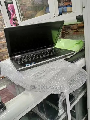 Laptop Dell Latitude E6330 4GB Intel Core I7 HDD 500GB