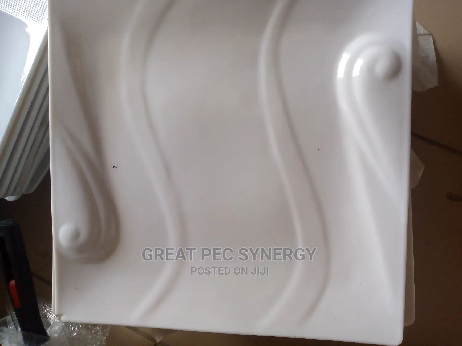 Serving Plate - Four Corner Large