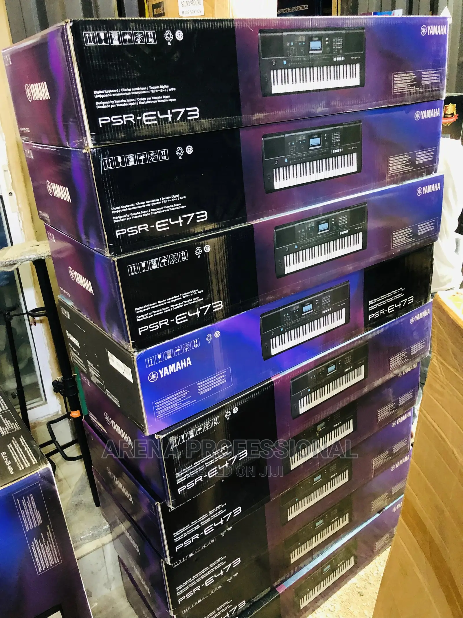 Yamaha PSR473 Keyboard