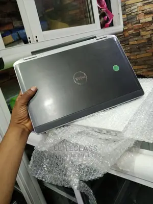 Laptop Dell Latitude E6330 4GB Intel Core I7 HDD 500GB