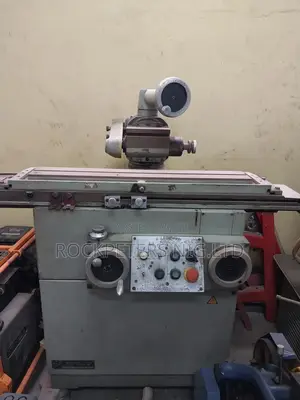 Universal Tool Grinding Machine 3E642