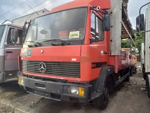 Mercedes Truck 914 Red Colour