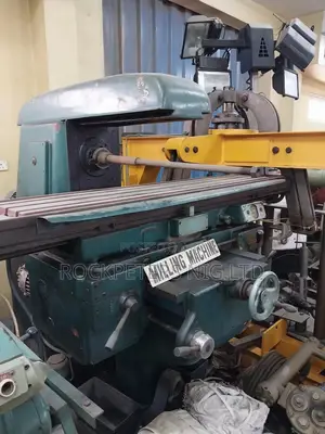 Tos Olomouc Universal Milling Machine
