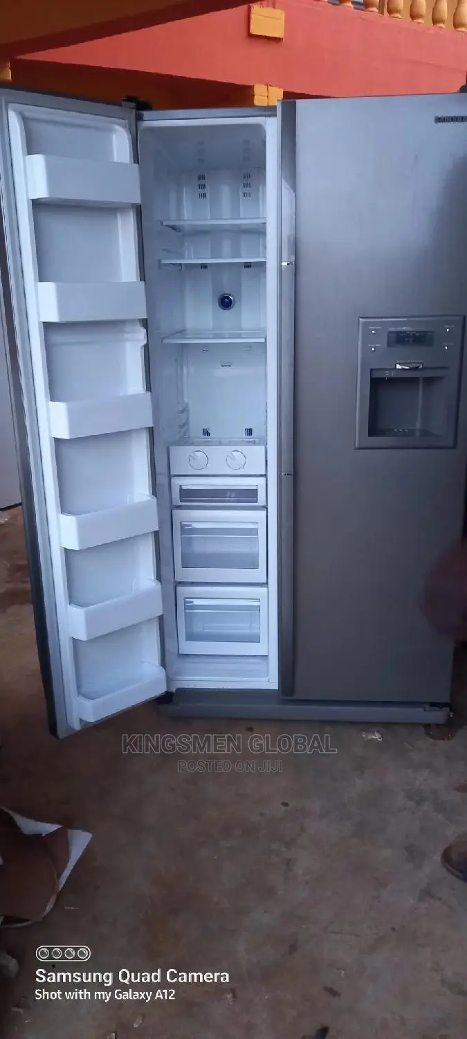 Samsung High Quality Side-by-Side Refrigerator
