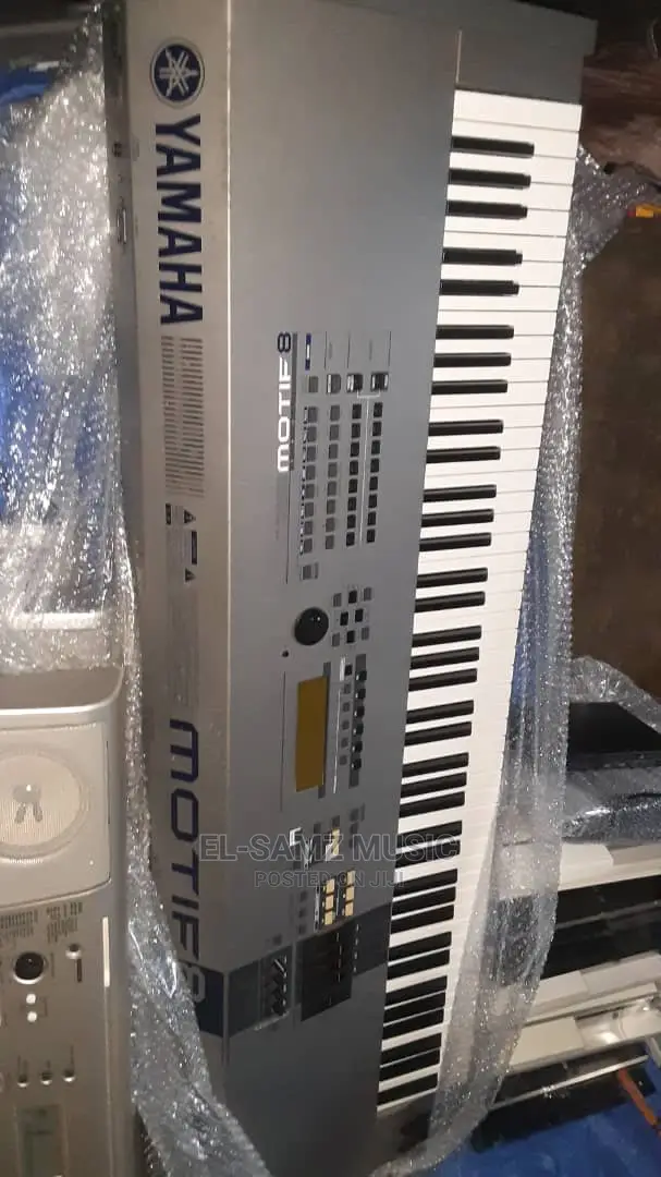 Motif 8 Synth