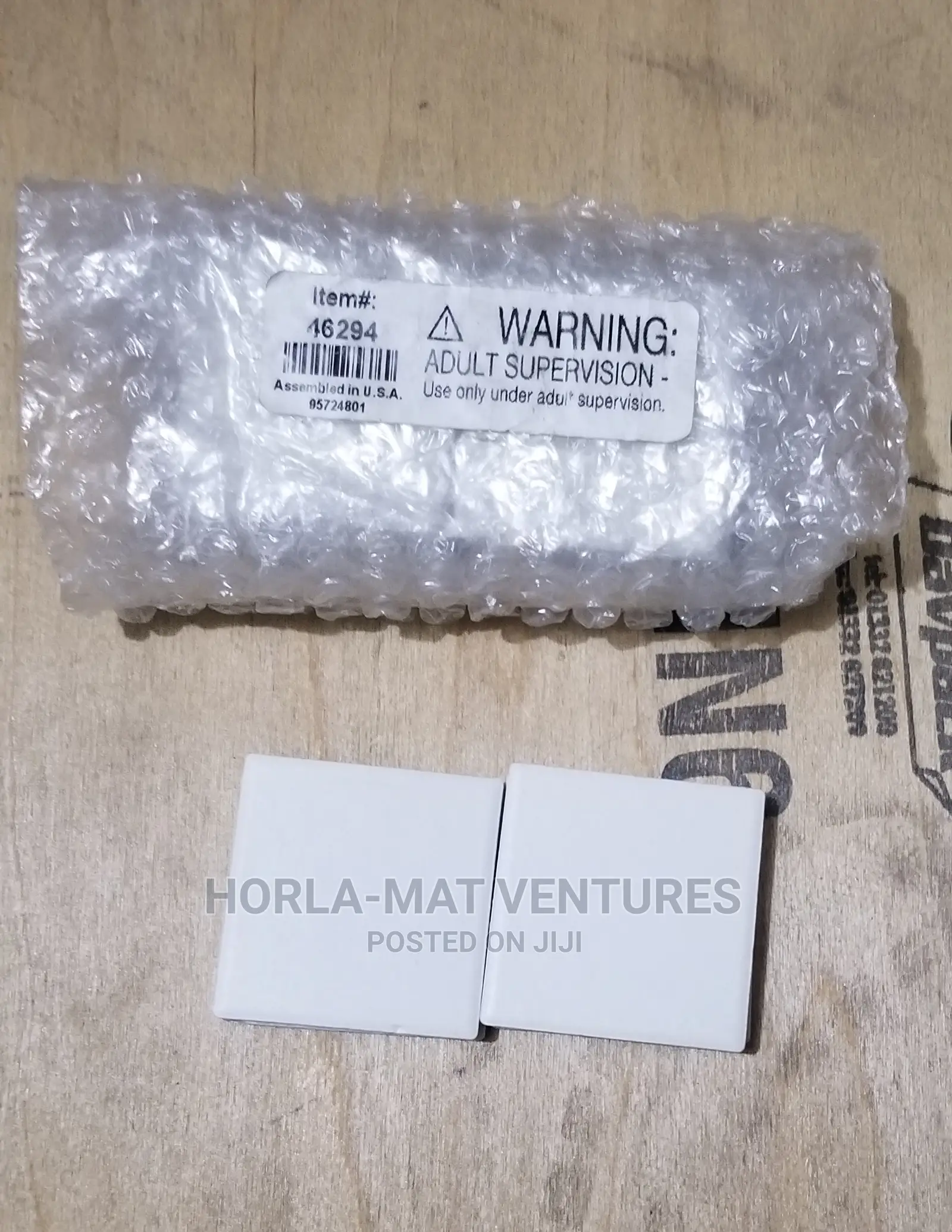 White Streak Plate