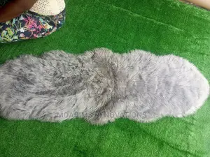 Fluffy Fur Rugs ( Light Grey Dark Grey)3/5
