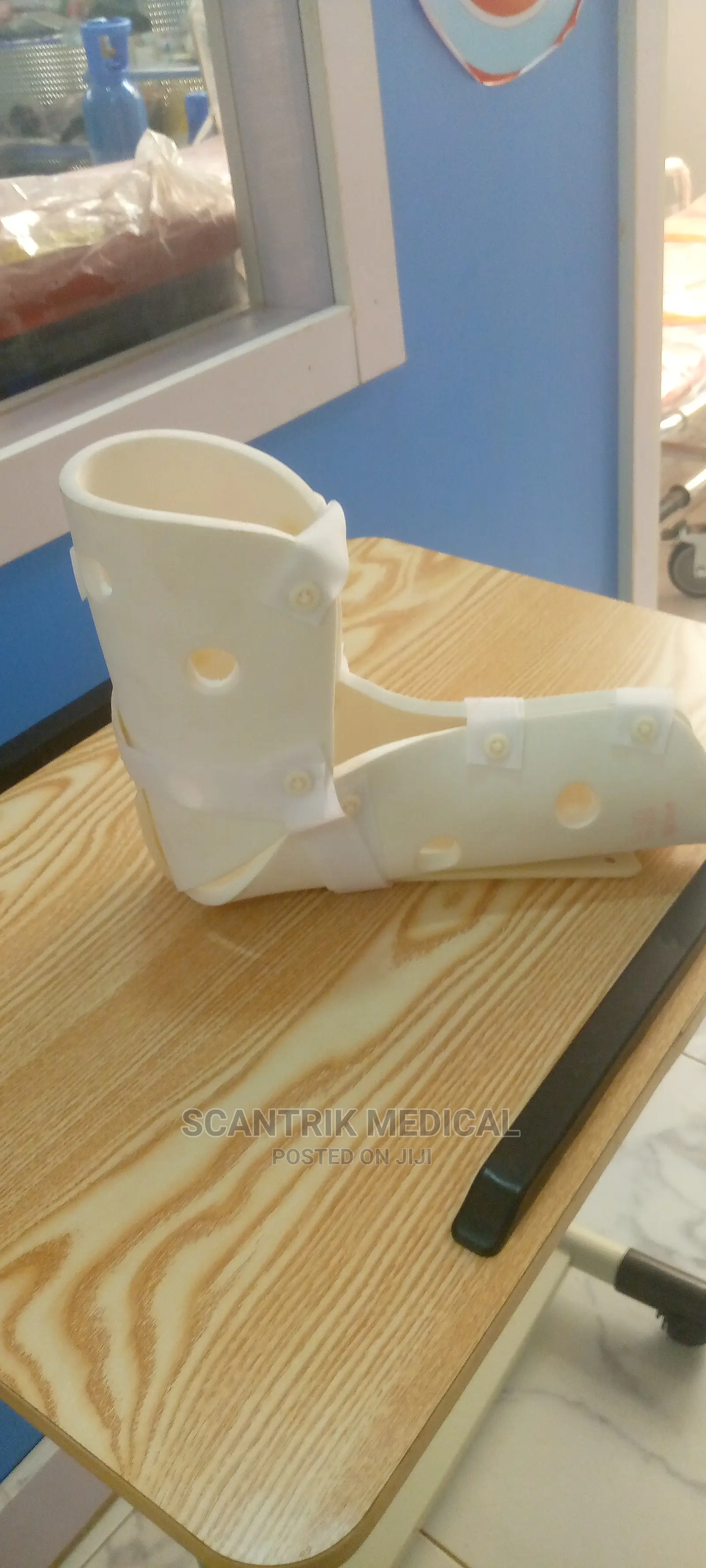 Breathable Anatomically Shaped Wrist Elbow Support