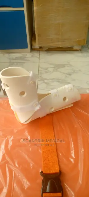 Removable Elbow Immobilizer and Fracture Splint