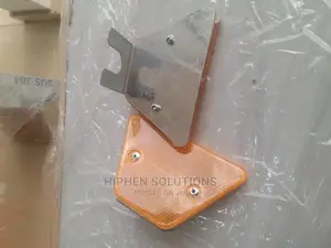 Highway Guardrails Mounted Reflectors