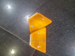 Wide Range of Entrance Guardrail Reflector