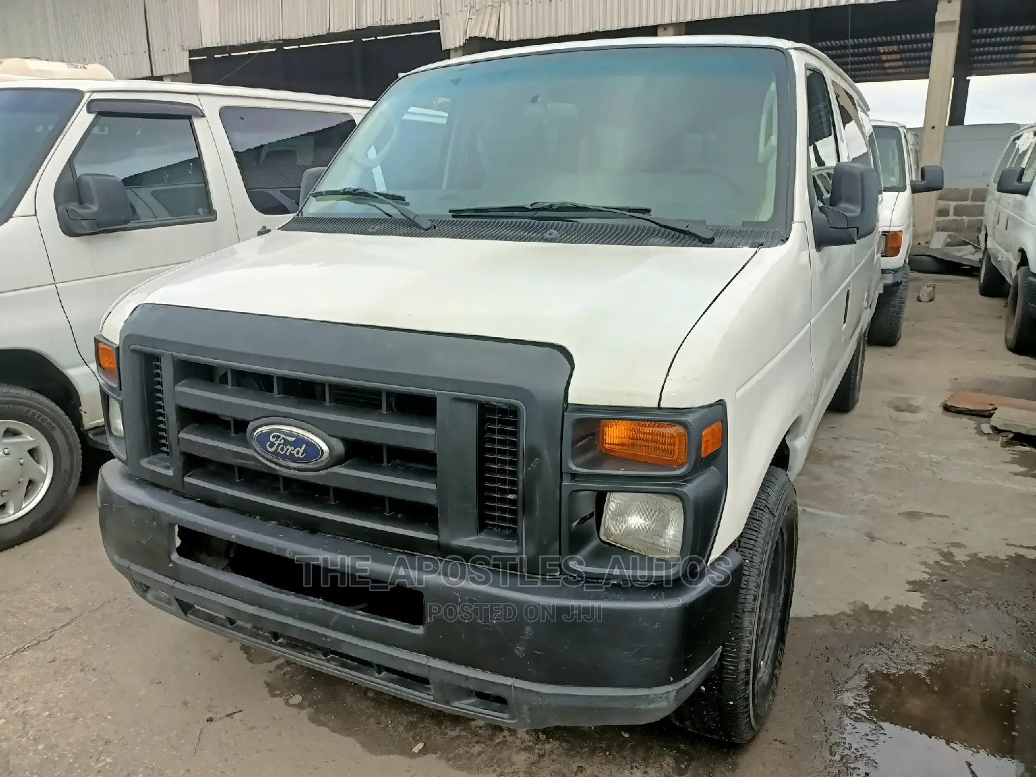 Ford E250 2008 White
