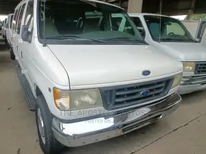 Ford E350 2005 White