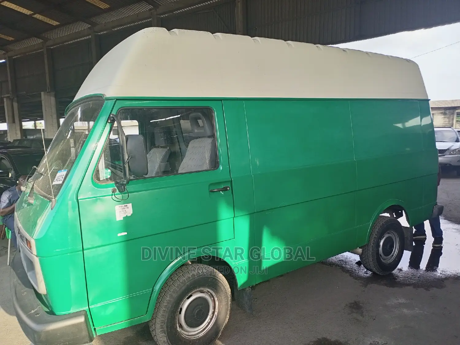 Volkswagen LT 2000 Green