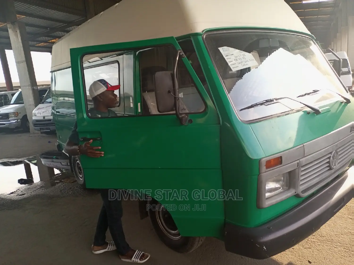 Volkswagen LT 2000 Green