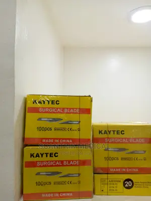 All Sizes Sterile Surgical Blade For Skin Use