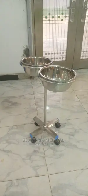 Portable Hospital Stainless Steel Wash Basin Stand