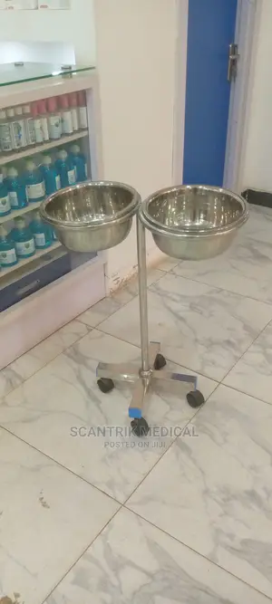 Hospital Stainless Steel Wash Basin Stand Double Bowl
